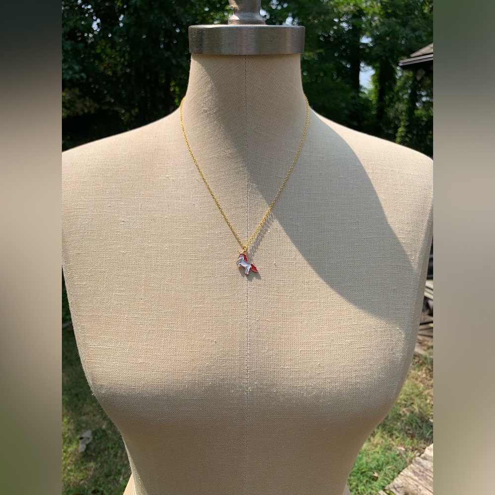 NWT Sterling Silver Plated Chain & Enamel Unicorn Alloy Metal Charm Necklace - Picture 2 of 11